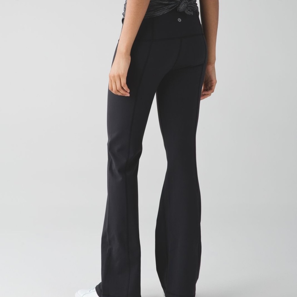 Lululemon Groove Reversible  condition is 8/10 my personal favorite